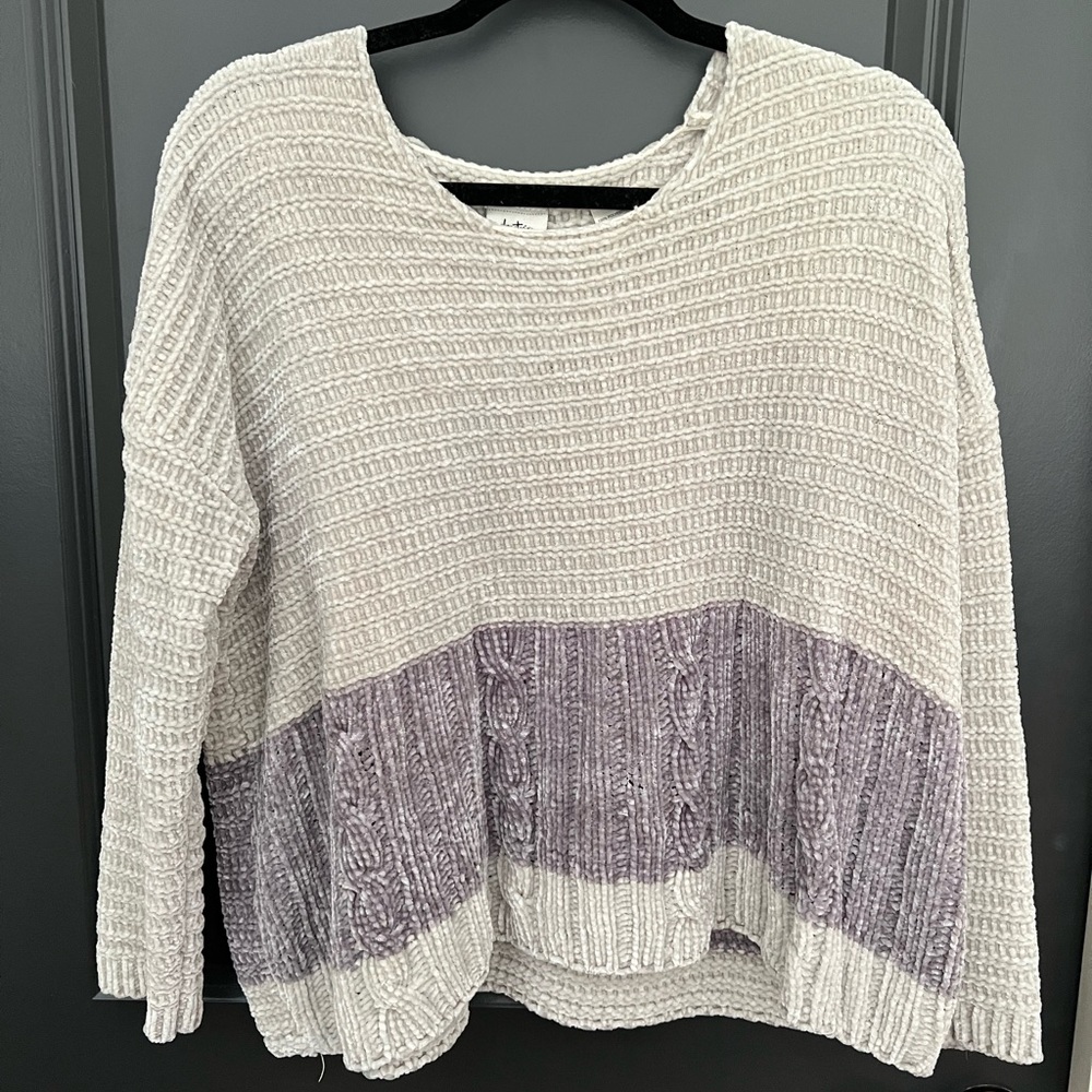 Knit Long Sleeve Sweater | Brand: Daytrip